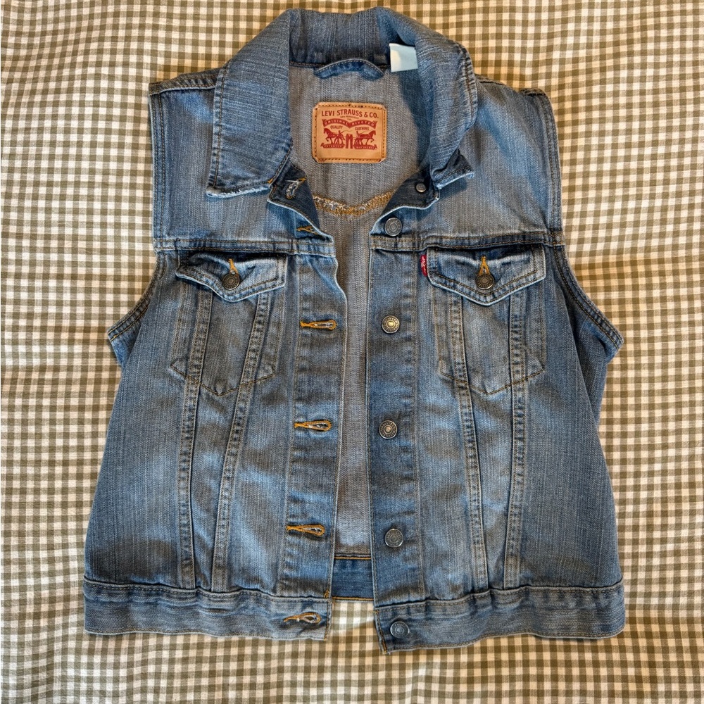 Levi's Denim Vest in Light Blue